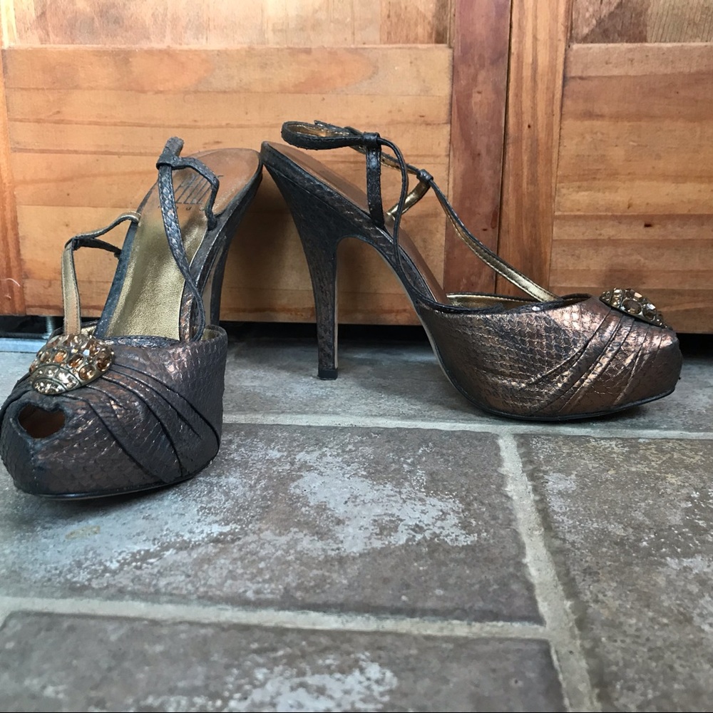 Pelle Italian heels